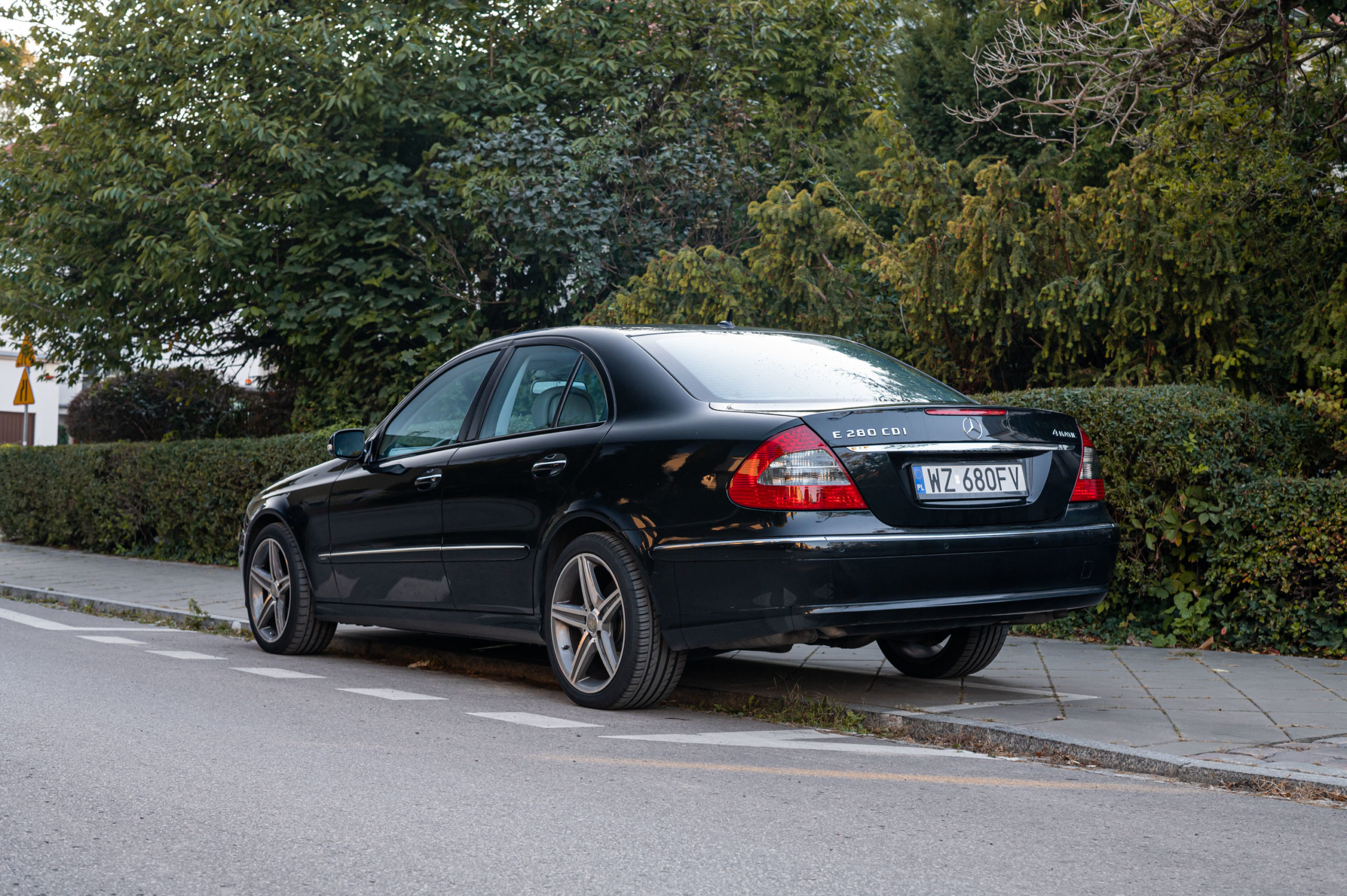 w211 mercedes 