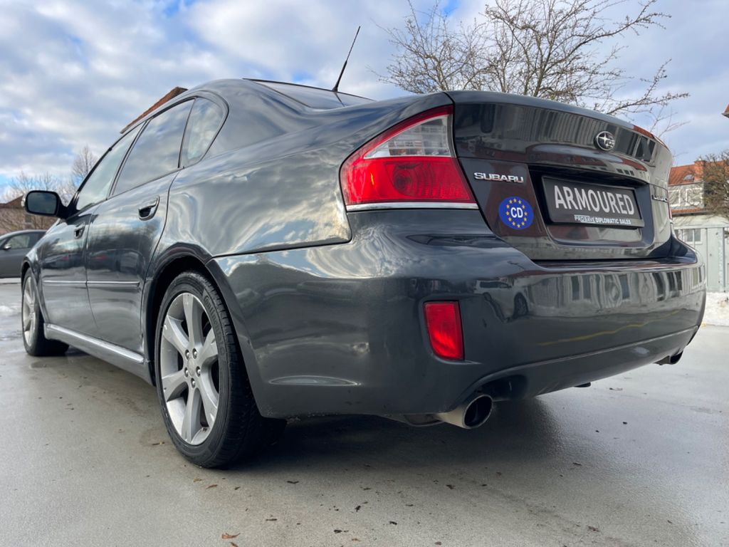 Pancerne Subaru Legacy