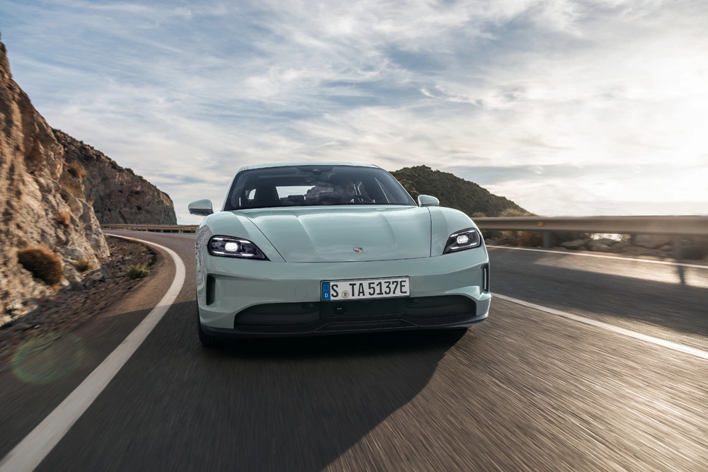 porsche taycan 2024 