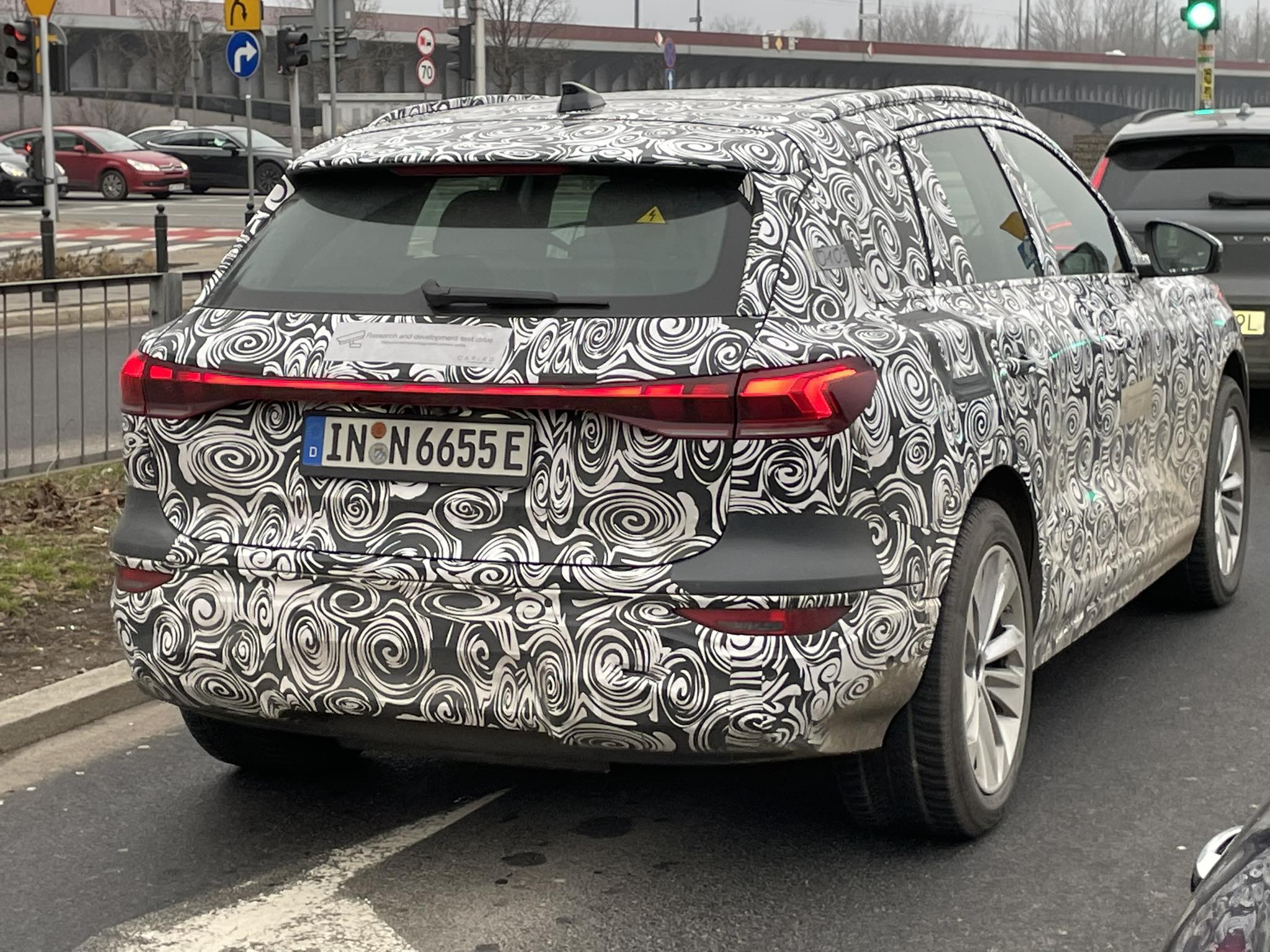 q4 etron 