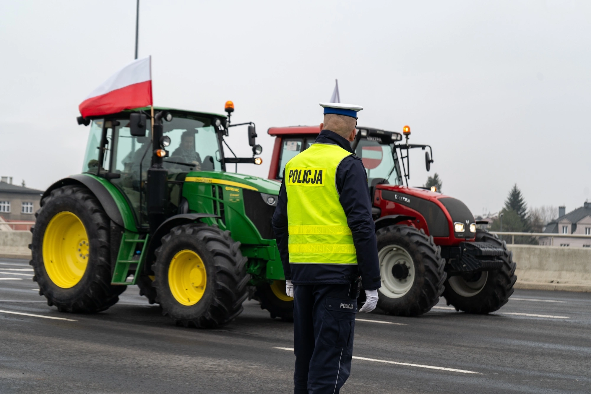 Wybierasz się jutro w podróż? Tę mapę powinieneś sprawdzić, żeby nie utknąć na bronie