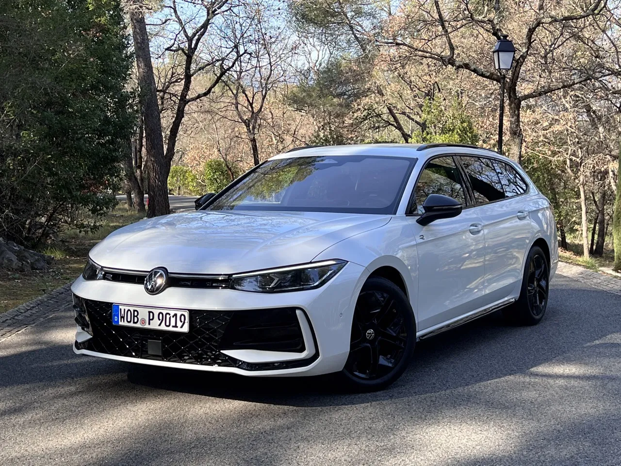 volkswagen passat 2024 