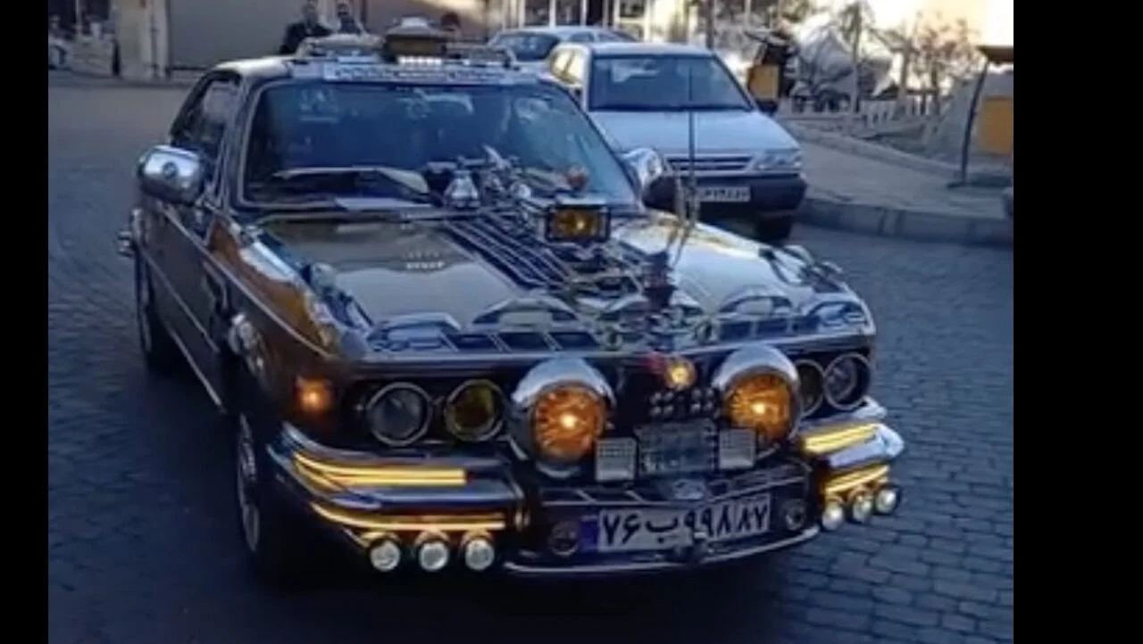 Przeróbki klasycznego BMW E9 poszły w bardzo złym kierunku. Nie uwierzycie, dopóki nie zobaczycie
