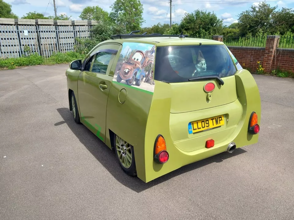 Toyota iQ profesor z