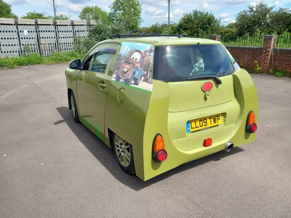 Toyota iQ profesor z