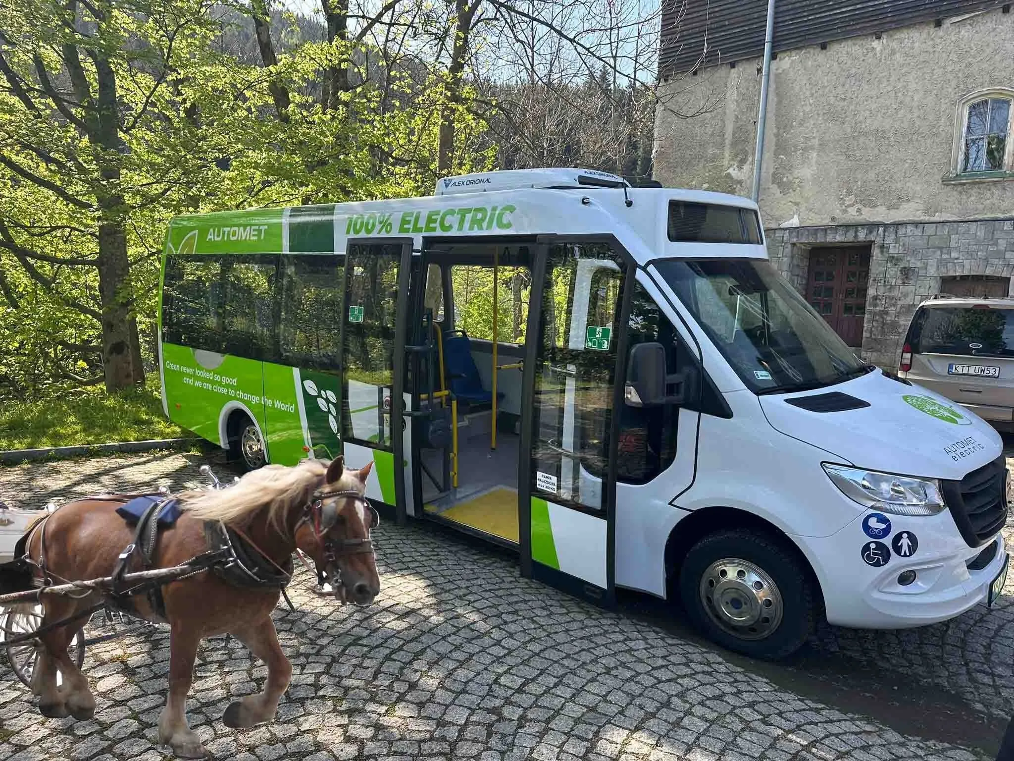 Koniec testów busa na Morskie Oko. Wykazano dwa dziwne problemy