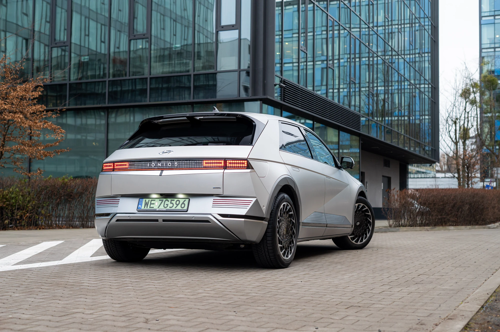 Hyundai Ioniq 5 tył 
