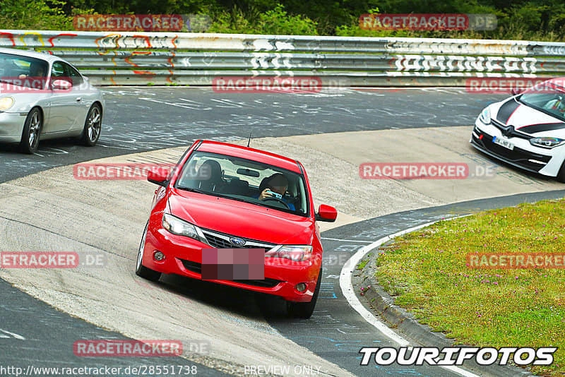 kierowca z telefonem Nurburgring