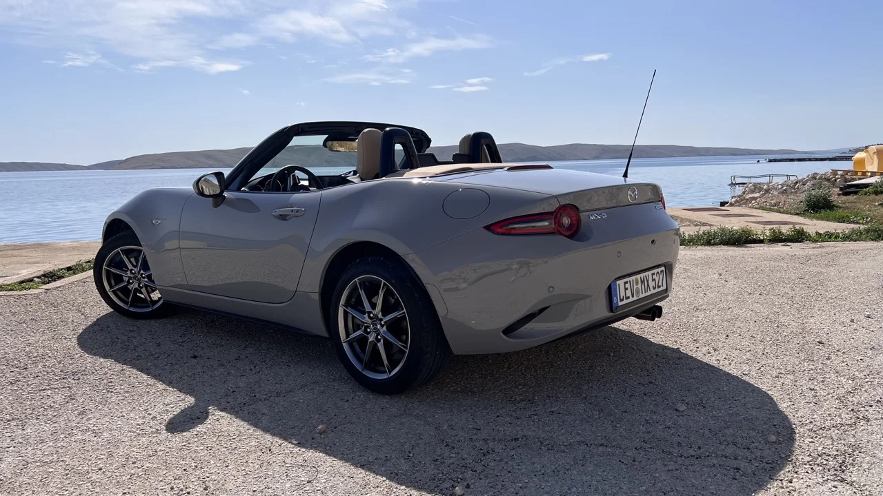 mazda mx-5 2024 