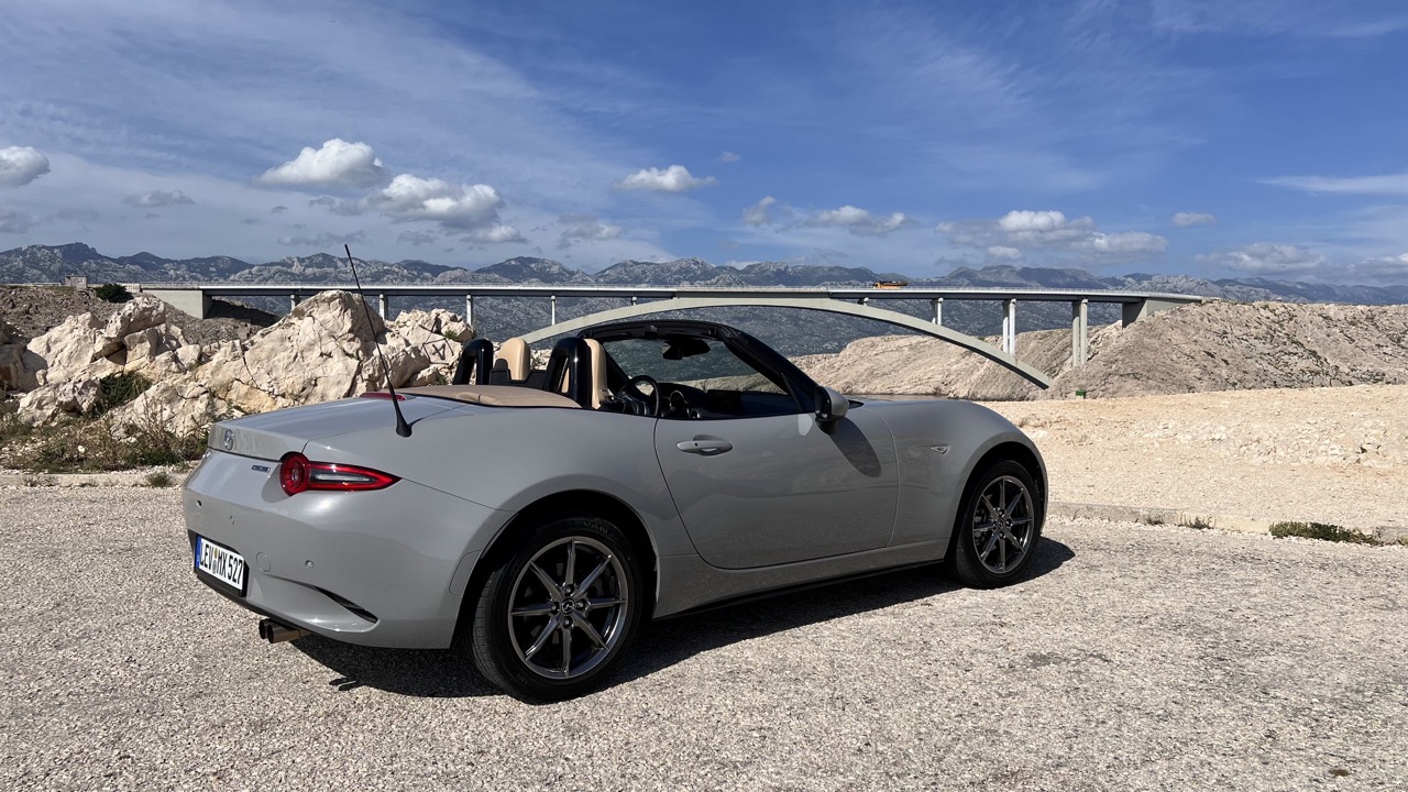 mazda mx-5 2024