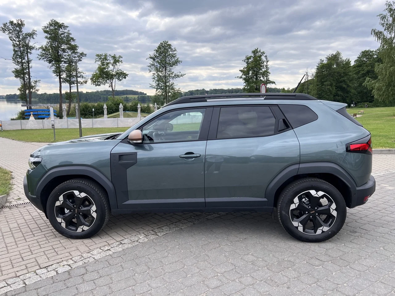 nowa dacia duster 
