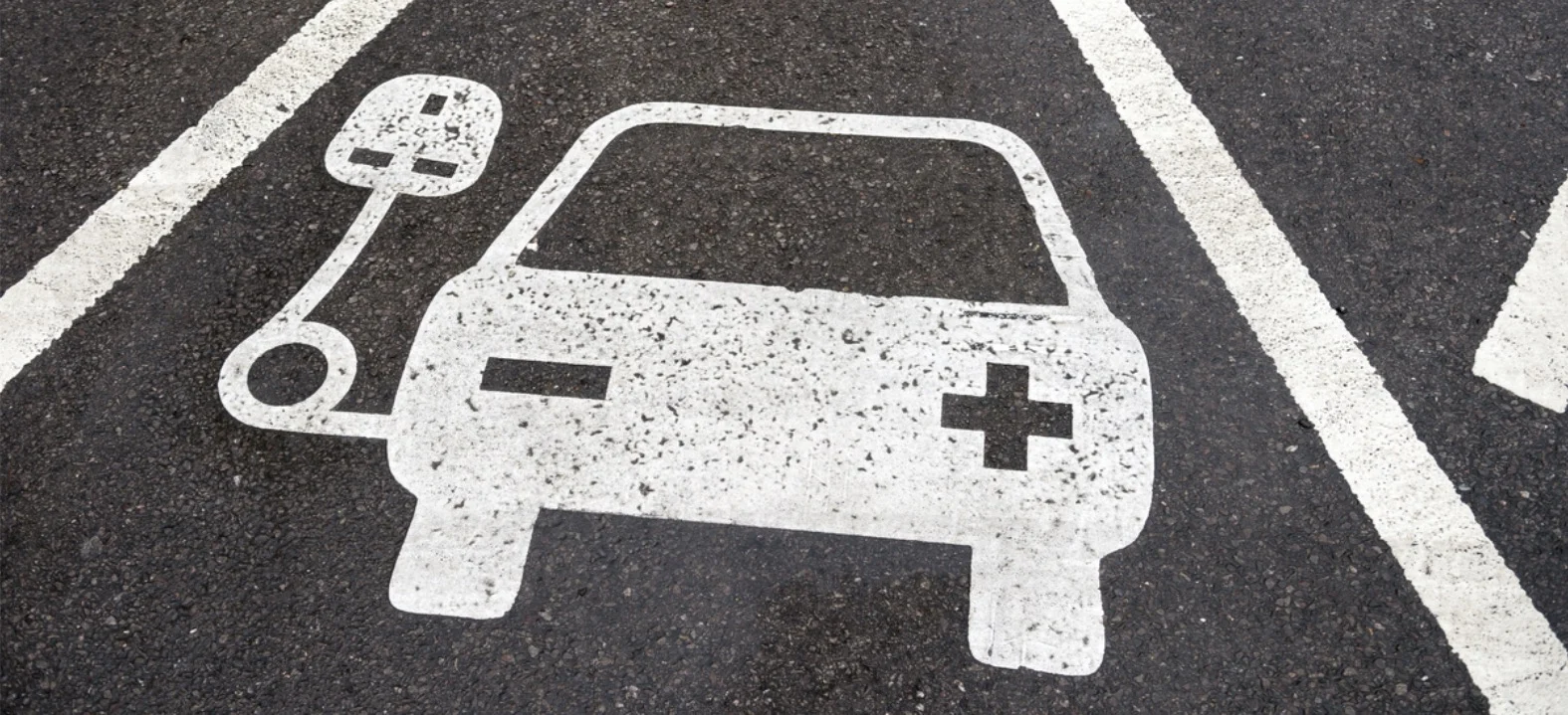 Sprawa bezpieczeństwa lekowego Polski a używane samochody elektryczne. To nie pomyłka, to się łączy