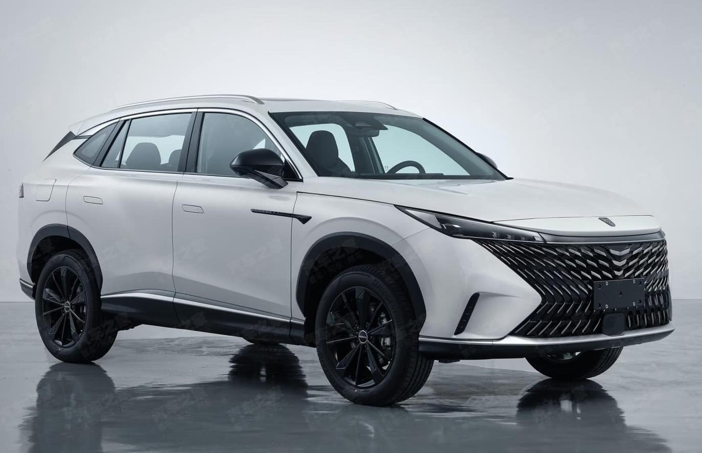 Roewe RX5
