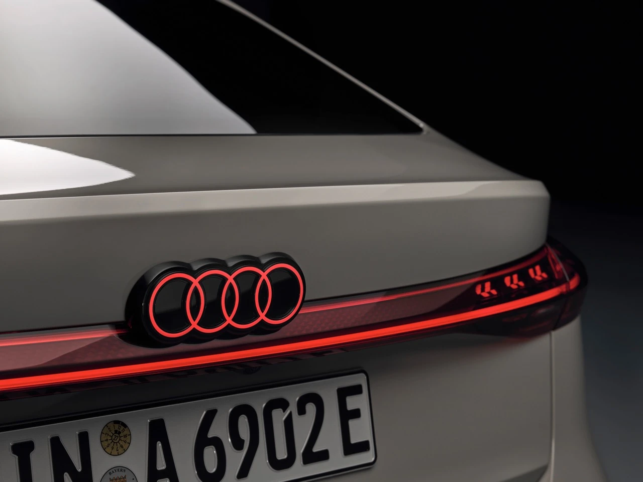 Audi ostateczne jednak powstanie. Nie potrzebujesz SUV-a, żeby się wyróżnić
