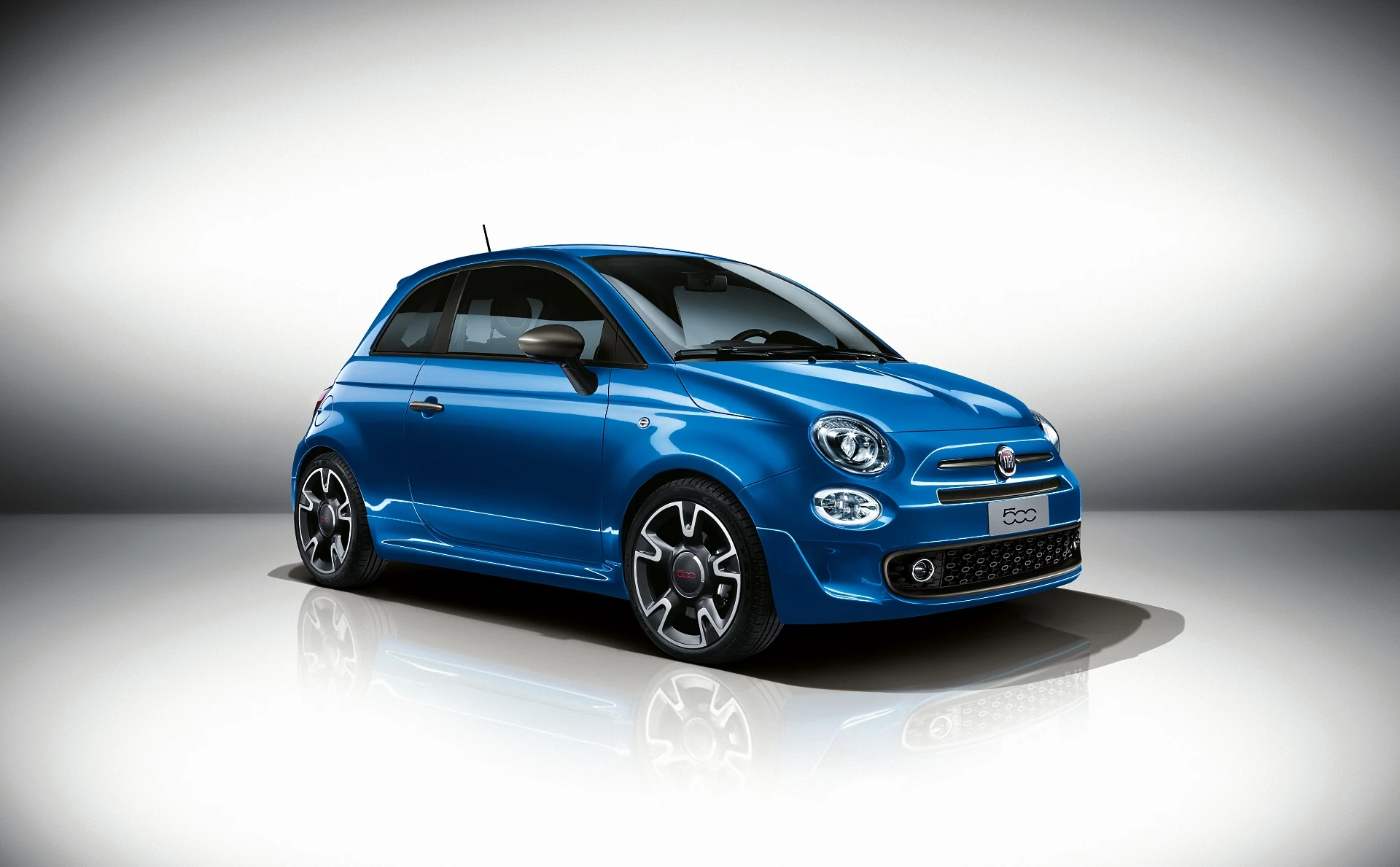 17 lat chyba jednak wystarczy. Fiat 500 daje pierwszy krok schodząc ze sceny