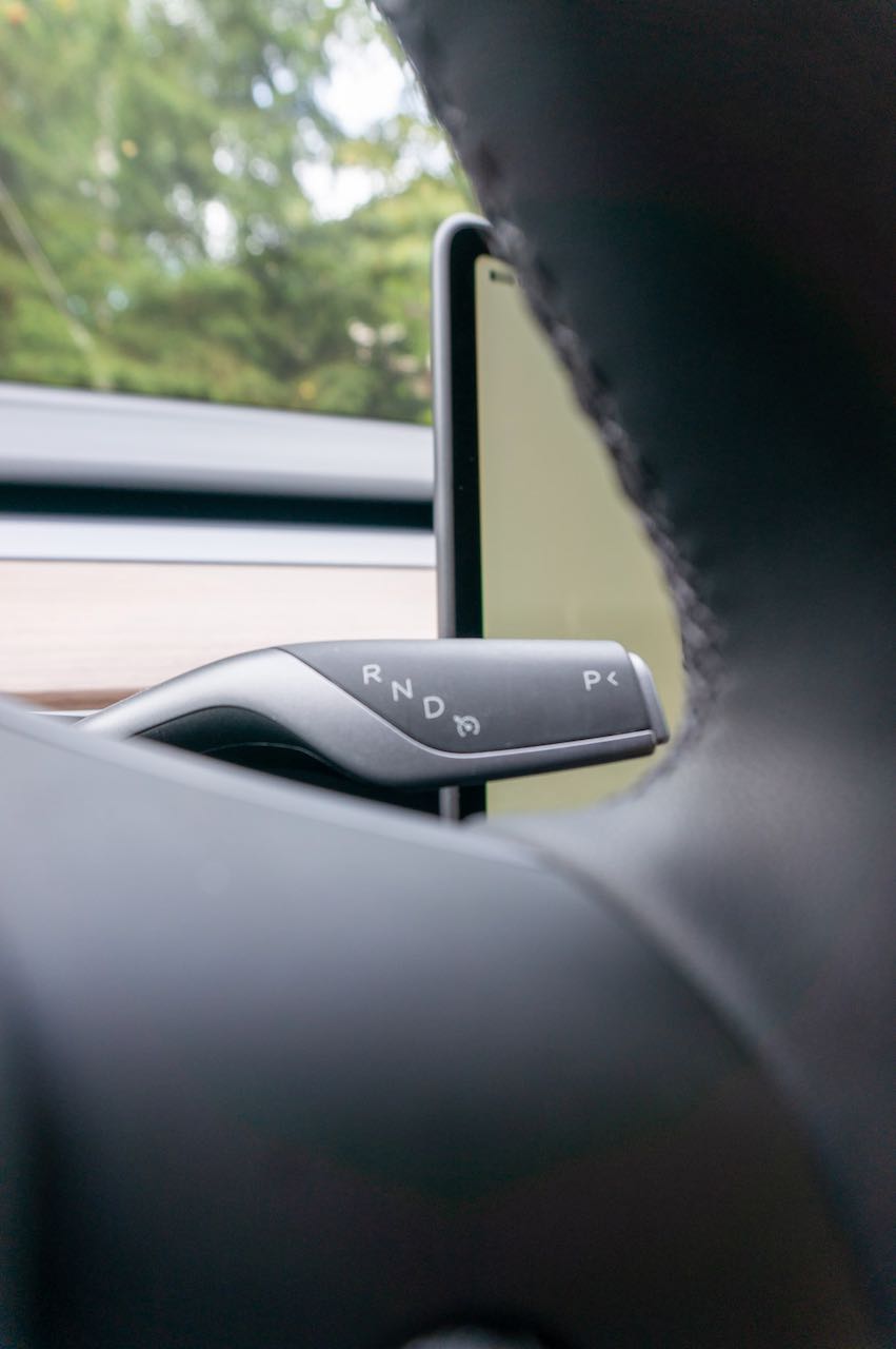 Tesla Model Y selektor 