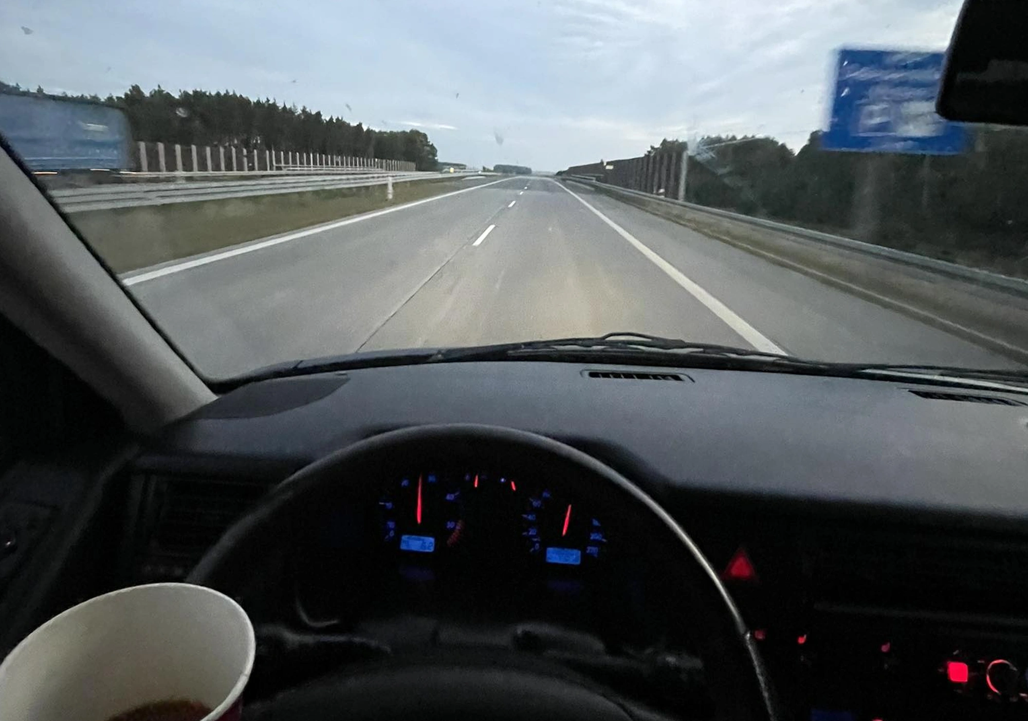 Opłaca się pokazywać swoją frustrację na drodze. Kosztuje to tylko 50 zł