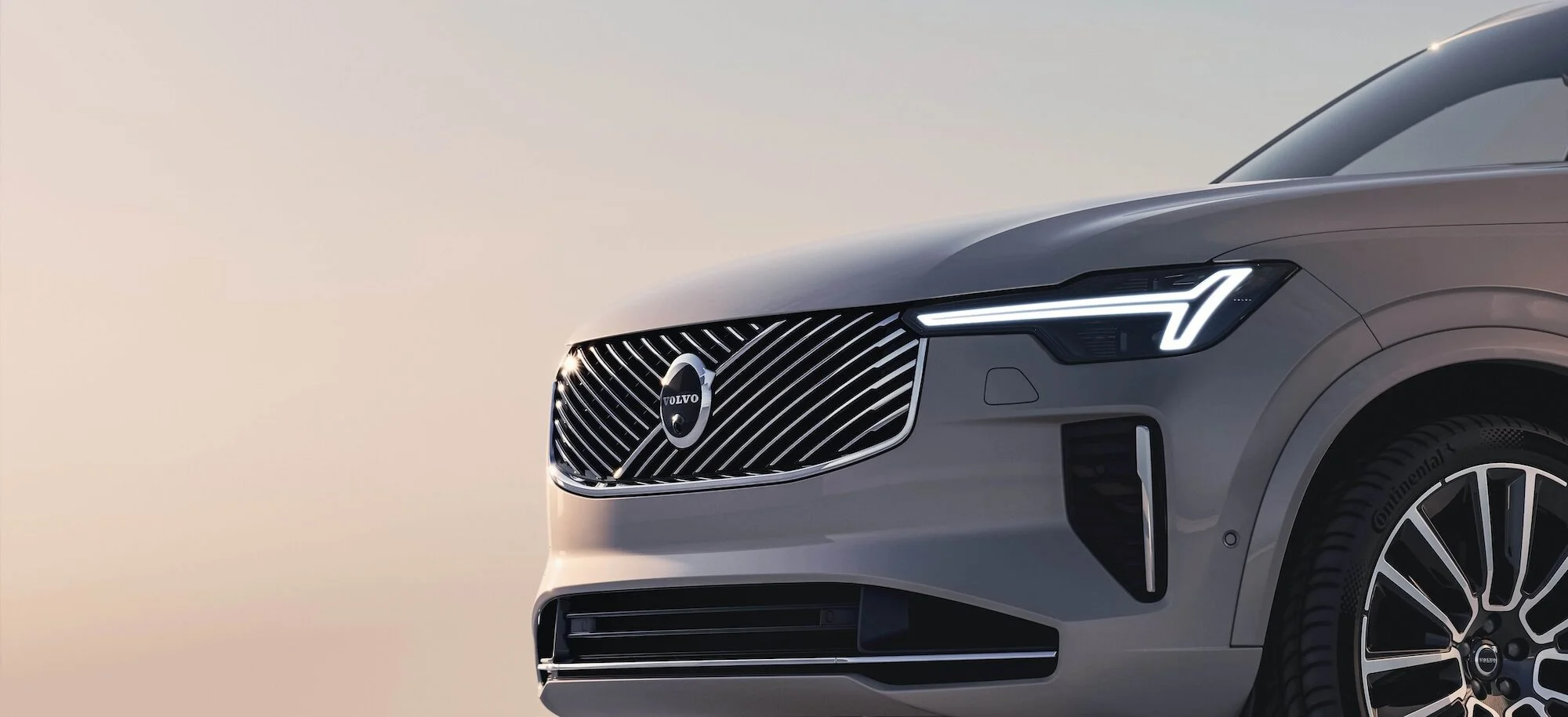 nowy suv volvo
