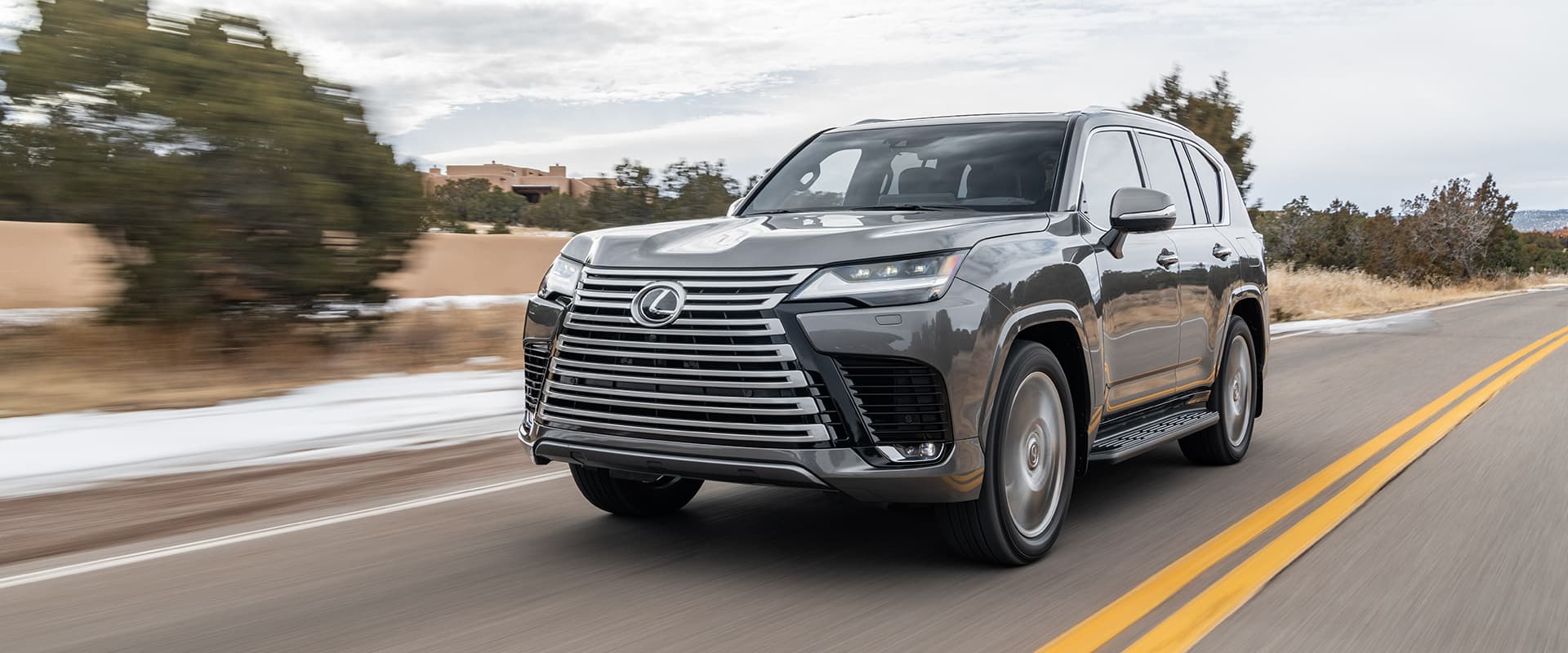 Lexus LX600