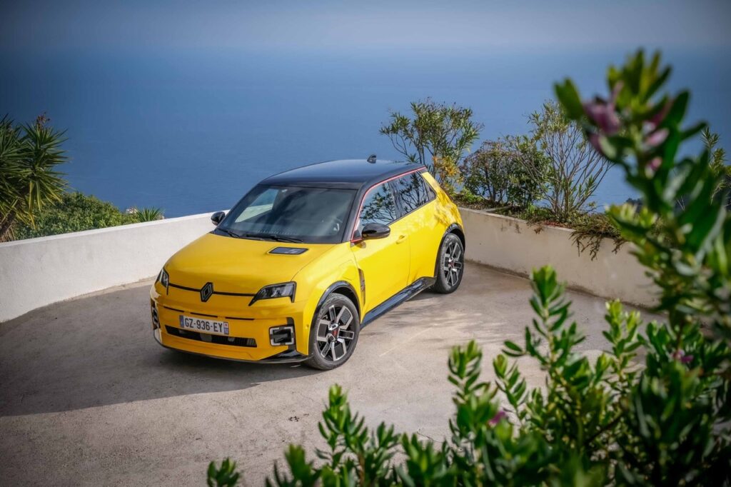 Renault 5 E-Tech Iconic_3