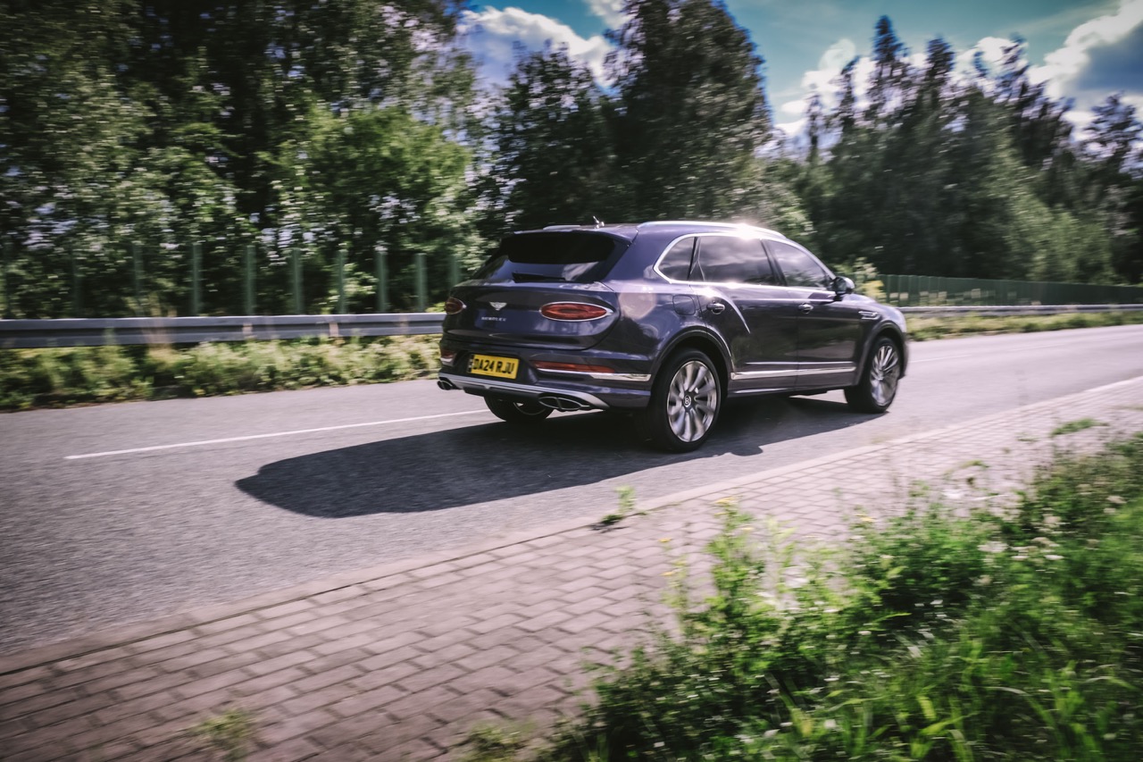 bentley bentayga ewb mulliner
