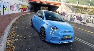 Abarth zdecydował o napędach w nowych modelach. Włosi strzelili sobie w stopę bazooką