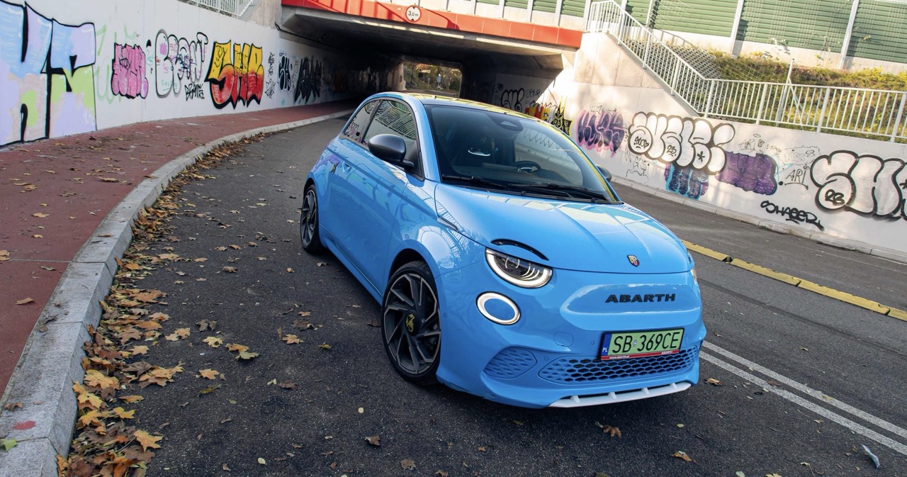 Abarth zdecydował o napędach w nowych modelach. Włosi strzelili sobie w stopę bazooką