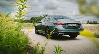 Czy klasyczna limuzyna obroni się w czasach natarcia SUV-izmu? Test Mercedesa E 220 d