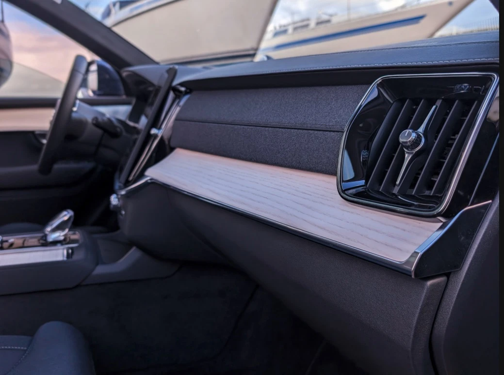 https://ocs-pl.oktawave.com/v1/AUTH_2887234e-384a-4873-8bc5-405211db13a2/autoblog/2024/11/volvo-xc-90-lifting-test-25volvo-xc-90-lifting-test-612.jpg