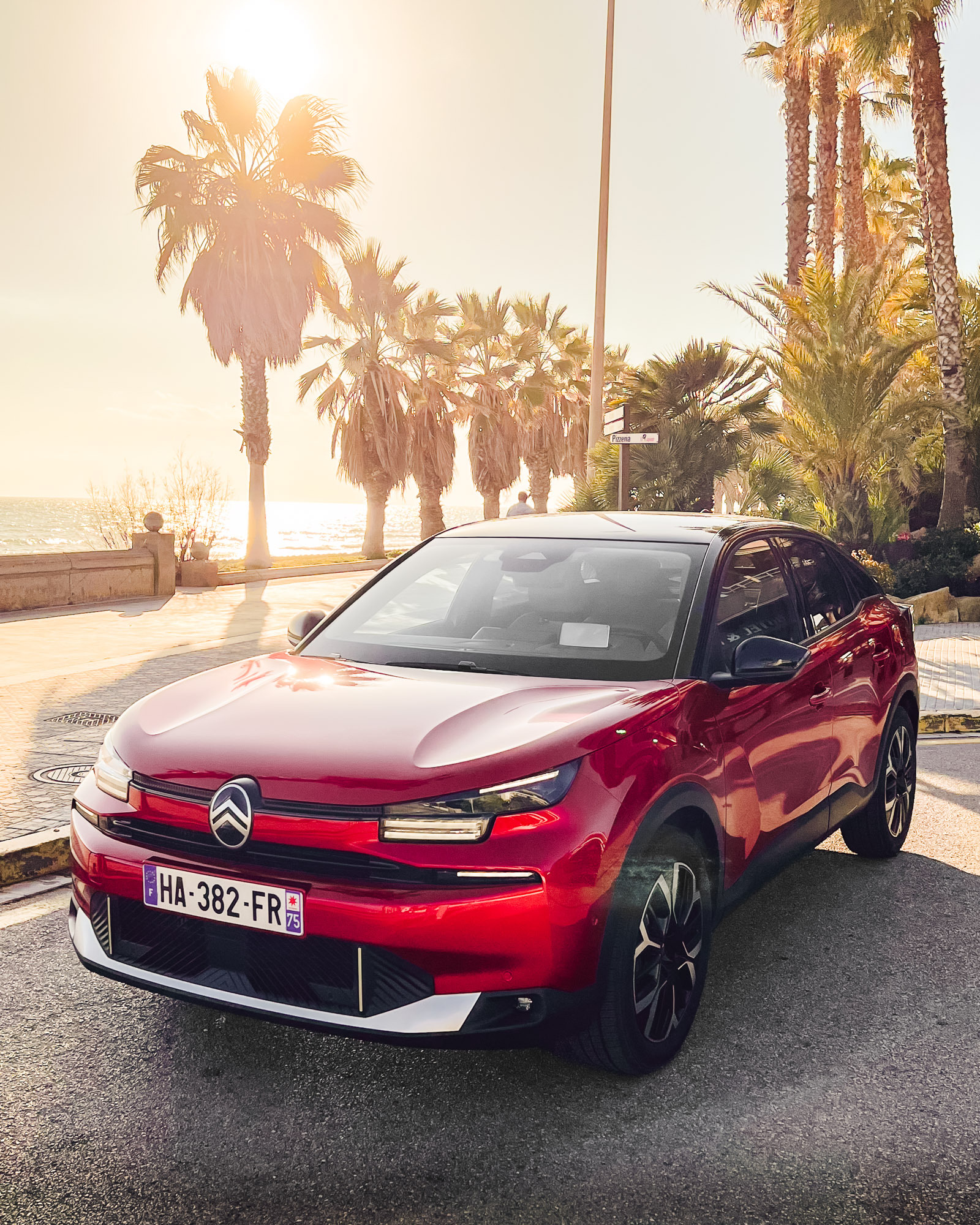 citroen c4 hybrid 2025