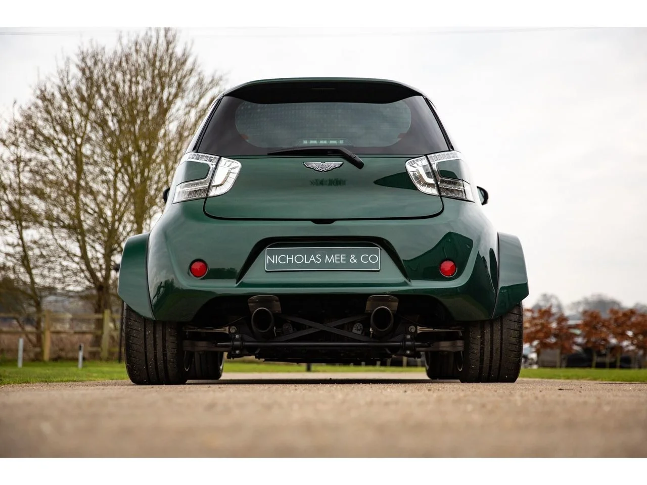 https://ocs-pl.oktawave.com/v1/AUTH_2887234e-384a-4873-8bc5-405211db13a2/autoblog/2025/02/Aston-martin-cygnet-12.jpg