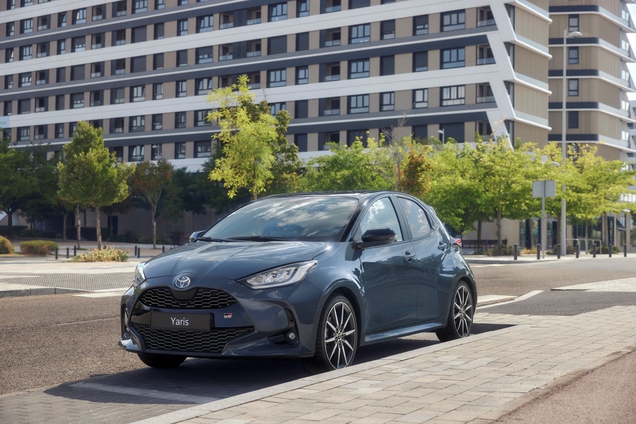 toyota yaris 2025 gr sport