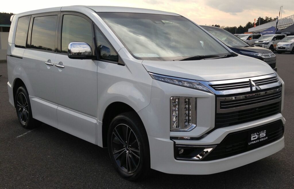 https://ocs-pl.oktawave.com/v1/AUTH_2887234e-384a-4873-8bc5-405211db13a2/autoblog/2025/03/Mitsubishi-Delica-D5_5-1024x659.jpeg