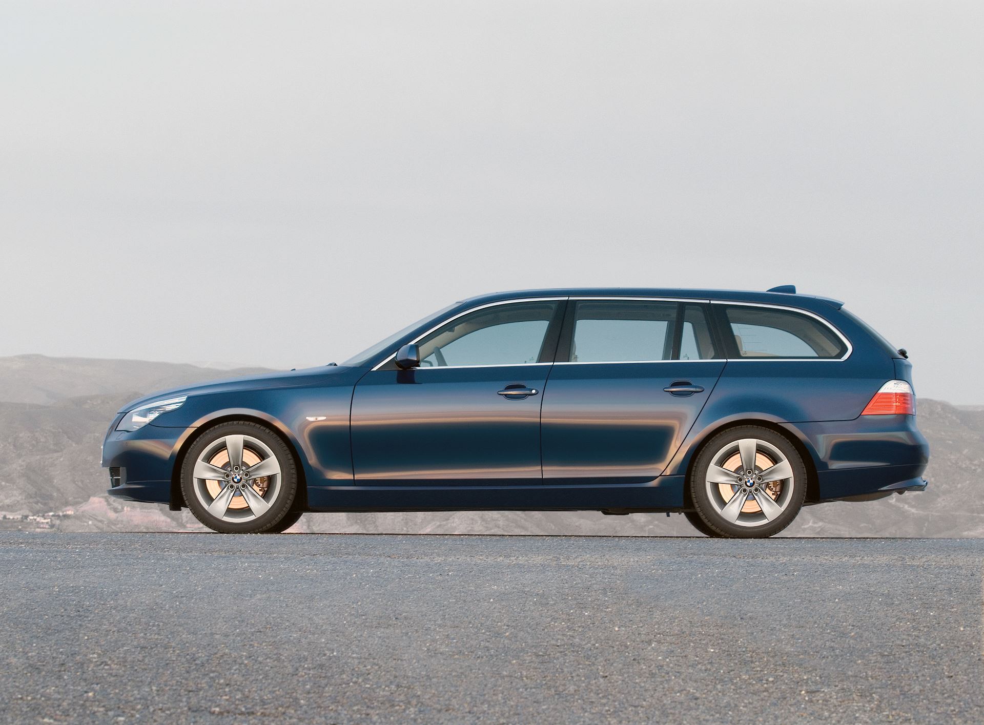 BMW 5 E61 