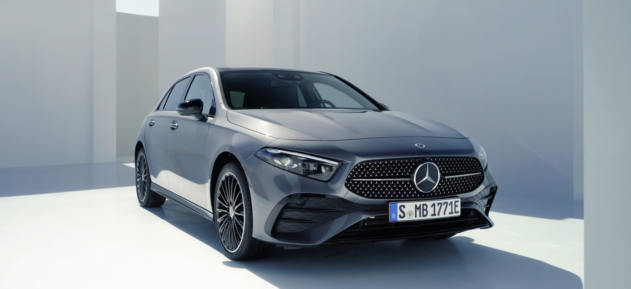 Mercedes-Benz rezygnuje z hatchbacka. Woli produkować SUV-y i crossovery