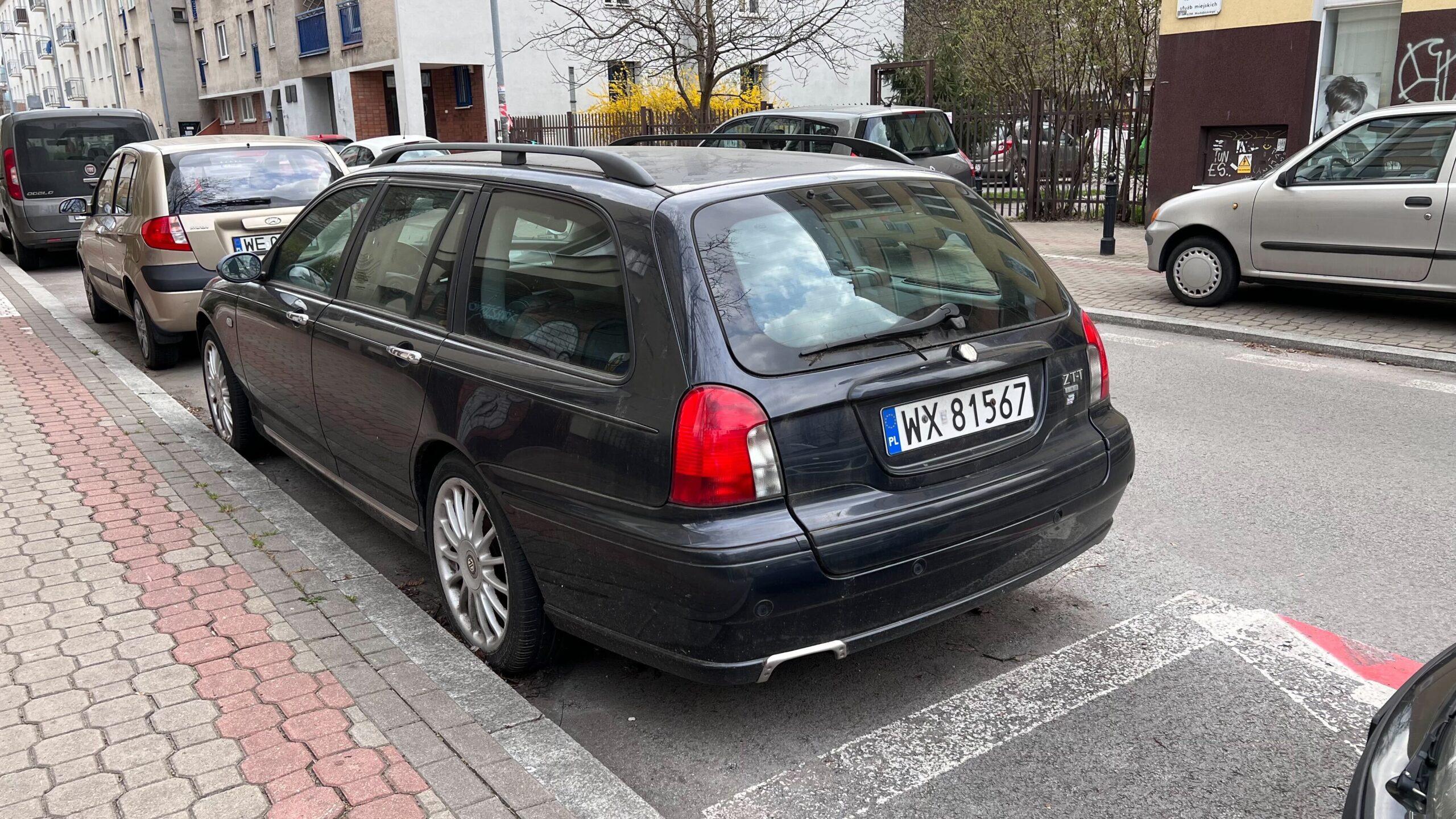MG ZT