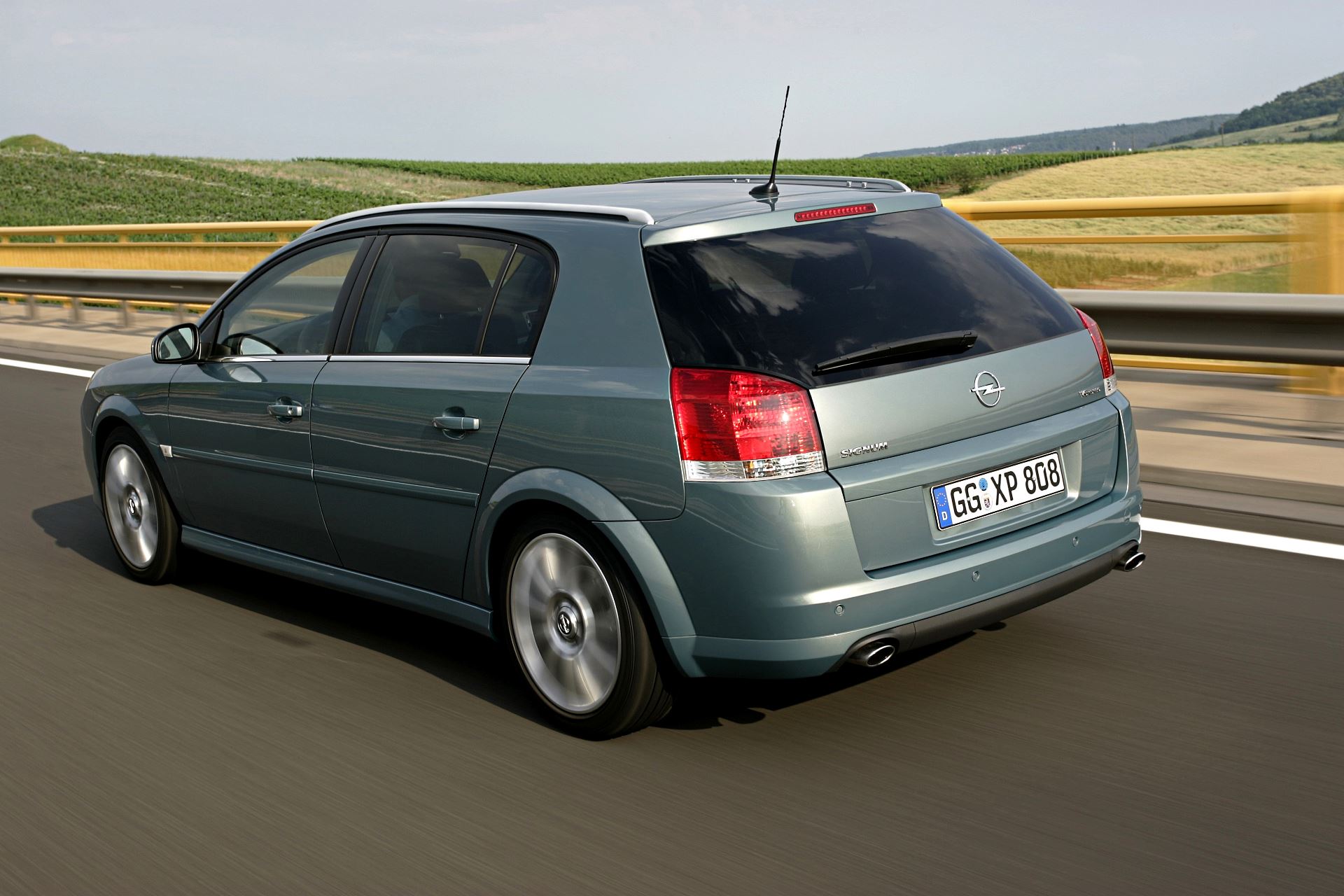 Opel Signum 