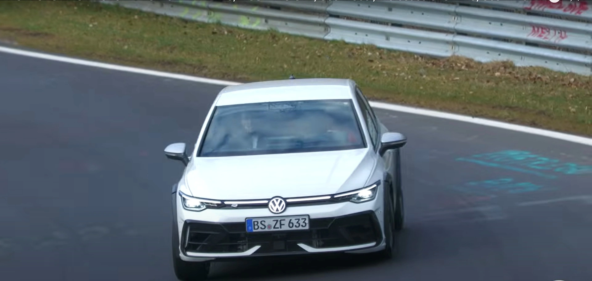 Czy Volkswagen wskrzesza legendę? Oto terenowy Golf