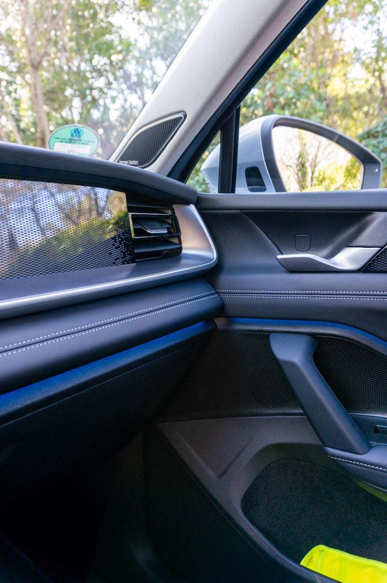 https://ocs-pl.oktawave.com/v1/AUTH_2887234e-384a-4873-8bc5-405211db13a2/autoblog/2025/03/volkswagen-tayron-2025-04.jpg