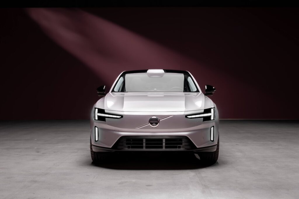 https://ocs-pl.oktawave.com/v1/AUTH_2887234e-384a-4873-8bc5-405211db13a2/autoblog/2025/03/volvo-es90-premiera-zdjecia-specyfikacja-cena-28-1024x684.jpeg