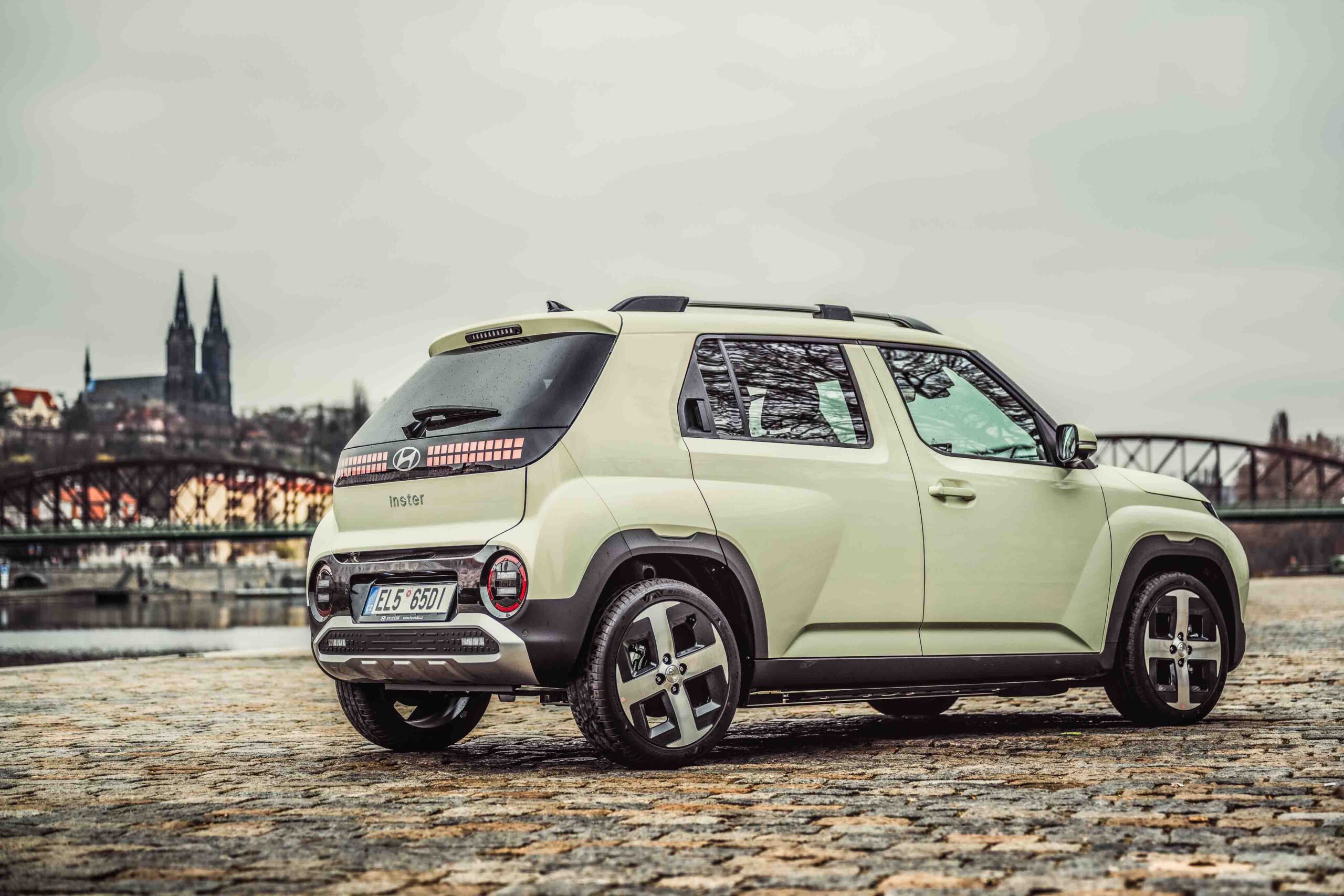 Hyundai Inster autostrada