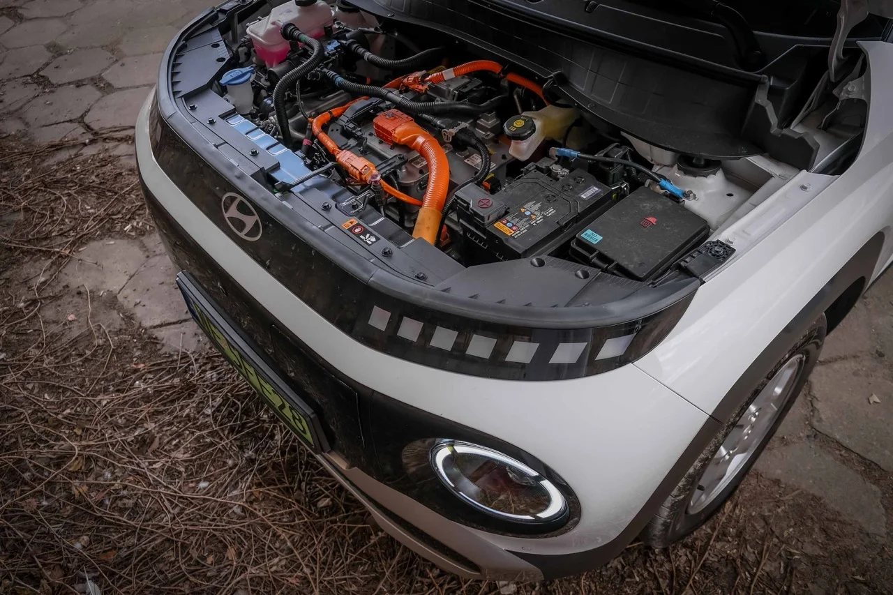 https://ocs-pl.oktawave.com/v1/AUTH_2887234e-384a-4873-8bc5-405211db13a2/autoblog/2025/04/Hyundai-Inster_5.jpeg