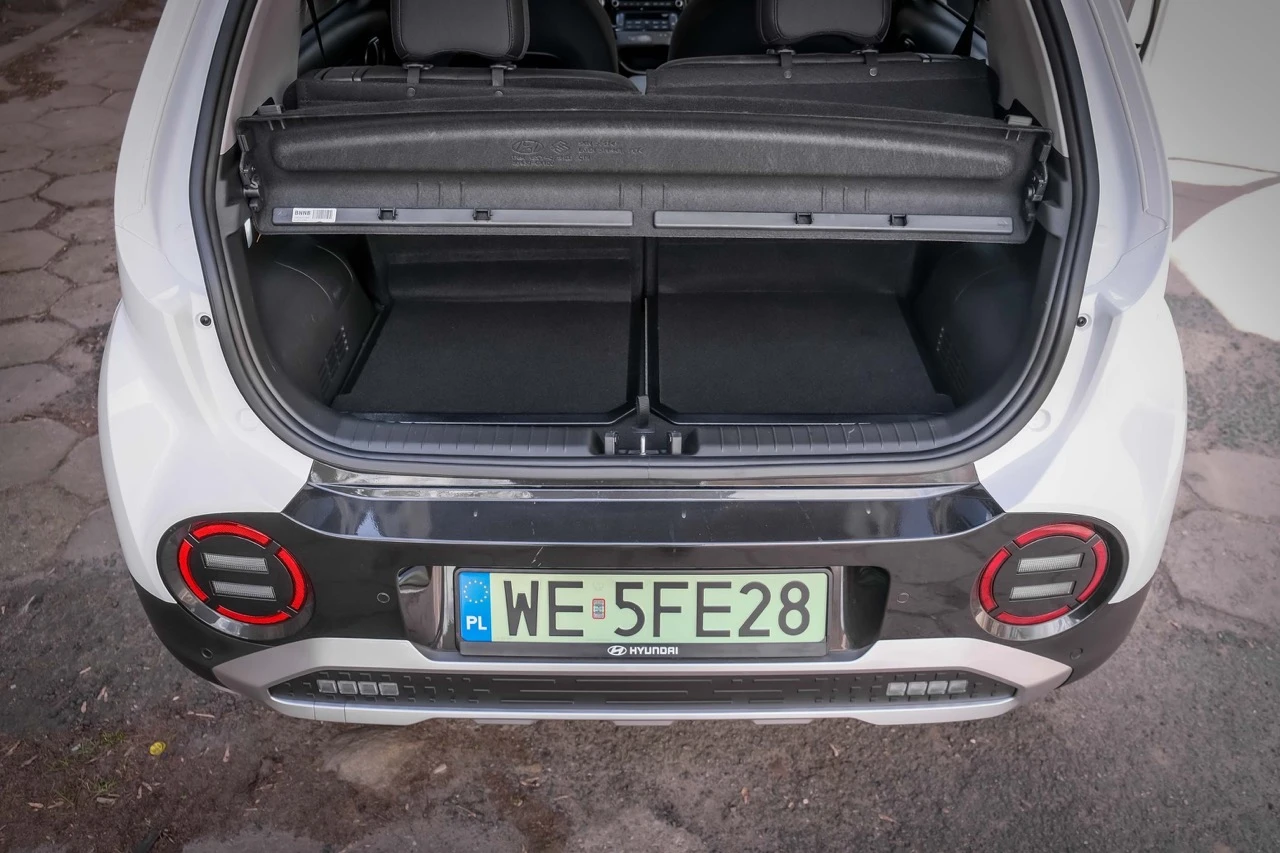 https://ocs-pl.oktawave.com/v1/AUTH_2887234e-384a-4873-8bc5-405211db13a2/autoblog/2025/04/Hyundai-Inster_6.jpeg