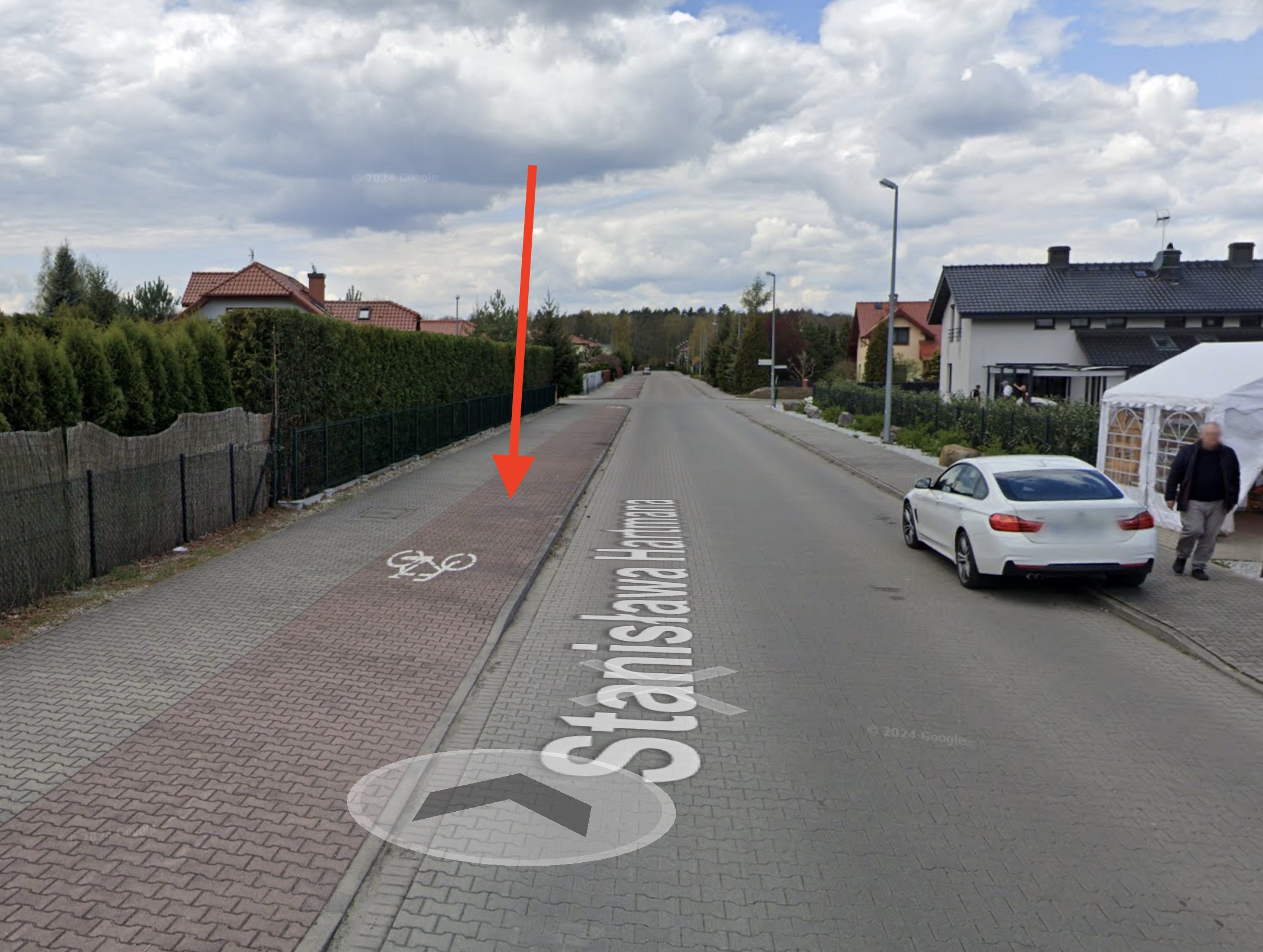 Kierowcy nie rozumieją znaku o ścieżce rowerowej. Łapią się na prosty trik