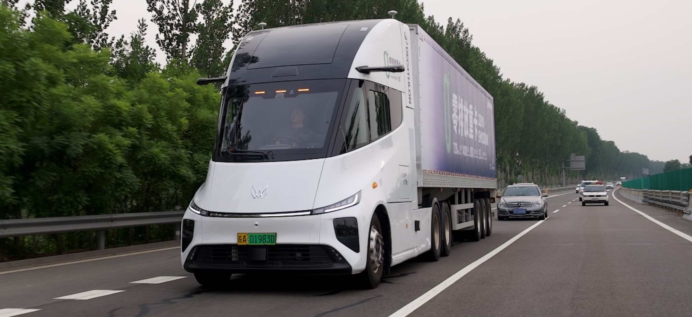 Podrobili nową Teslę zanim zdążyła trafić do sprzedaży w Europie. Oto Windrose EV