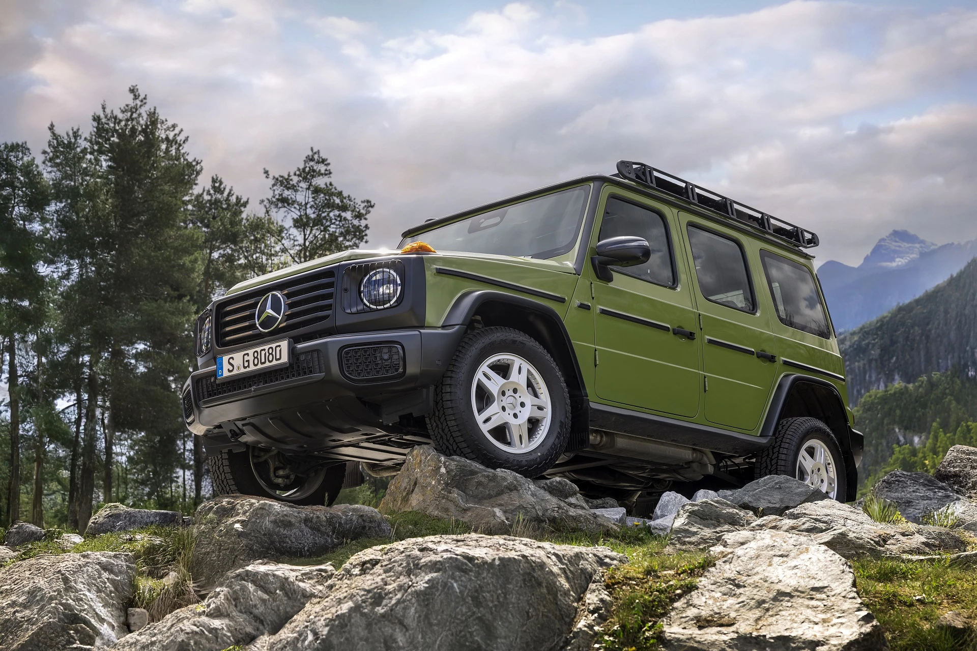 Mercedes wypuszcza SUV-a sprzed 45 lat. Ma trzylitrowego diesla pod maską