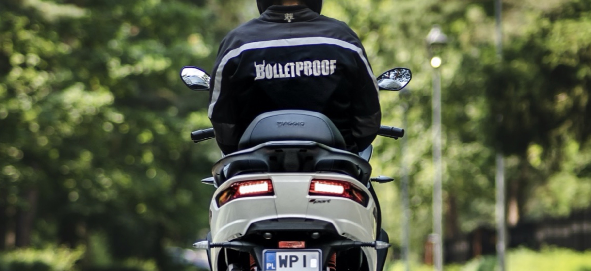 Duża pojemność i moc w motocyklu z kategorią prawa jazdy B. To możliwe. Proszę, oto one
