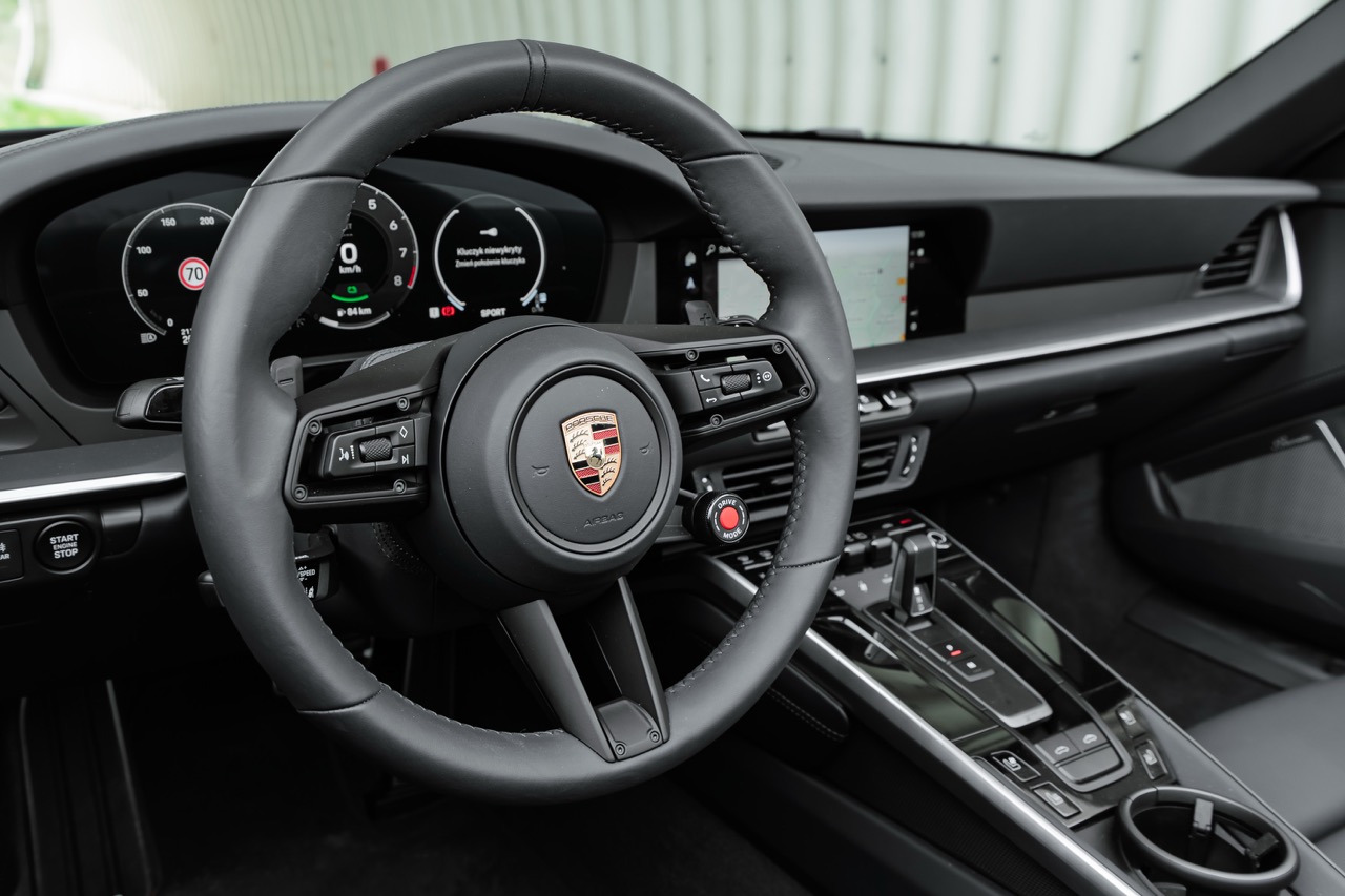 porsche 911 targa gts 2025