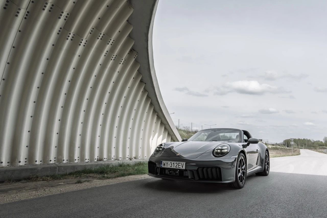 porsche 911 targa gts 2025 