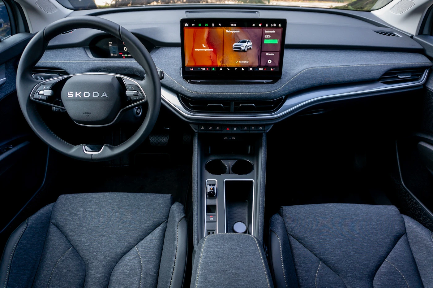 https://ocs-pl.oktawave.com/v1/AUTH_2887234e-384a-4873-8bc5-405211db13a2/autoblog/2025/04/skoda-elroq-18.jpg